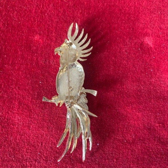 Beautiful Bird brooch - Picture 2 of 3